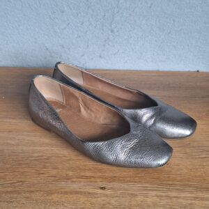 Frye Dana Ballet Flats Women’s 7.5 Metallic Silver Leather Slip On Casual Shoes